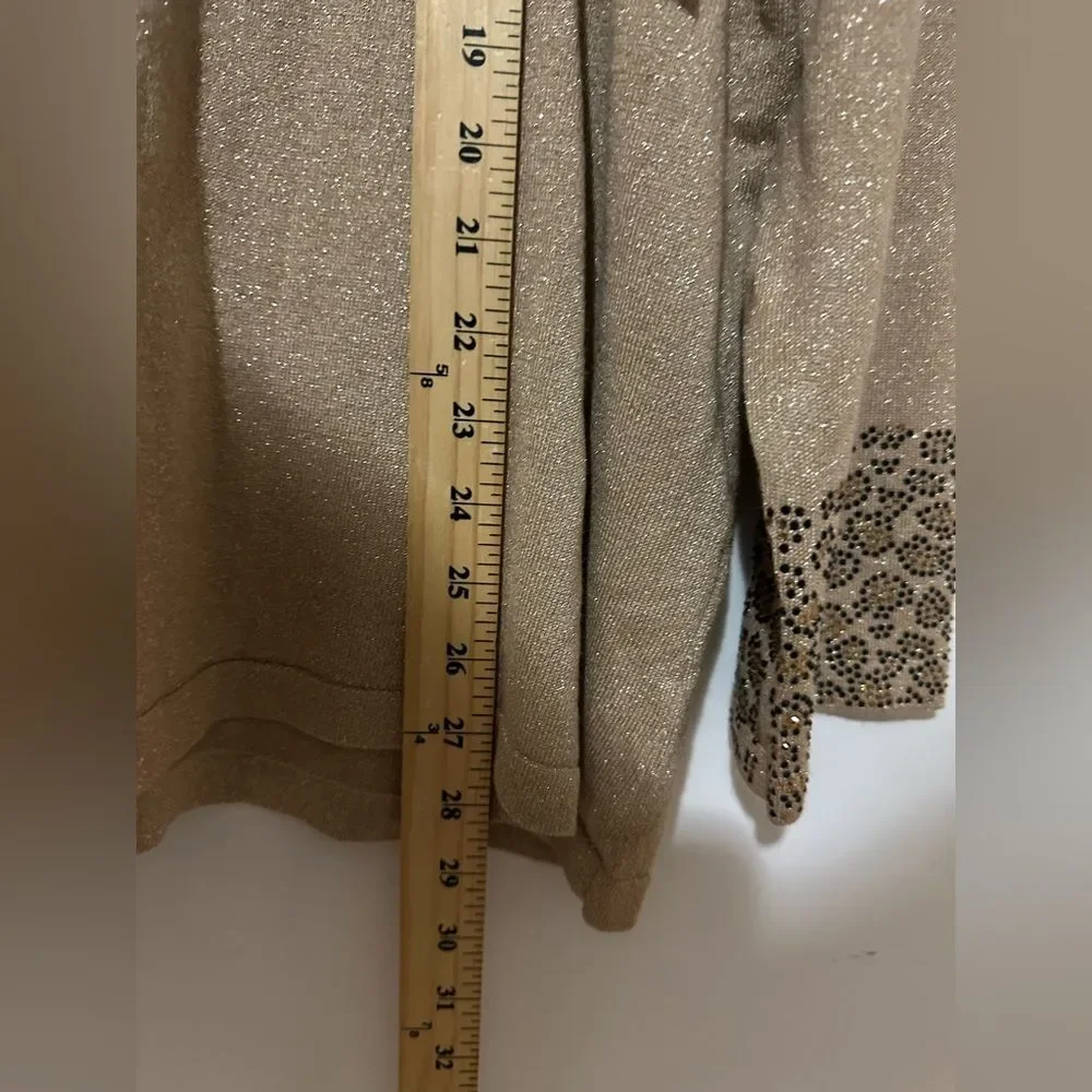 Chico’s Animal Ringtone wristsband Mock Neck Sweater SZ 4 US XXL Color Camel